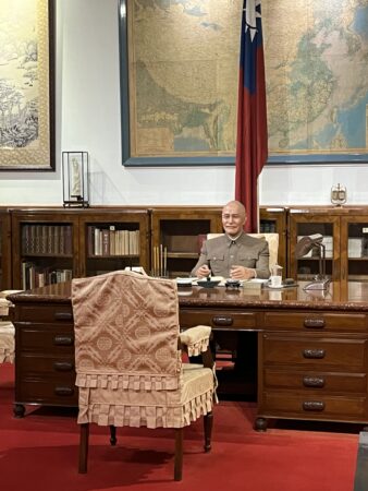 中正紀念堂に展示されている、蒋介石のリアルな蝋人形